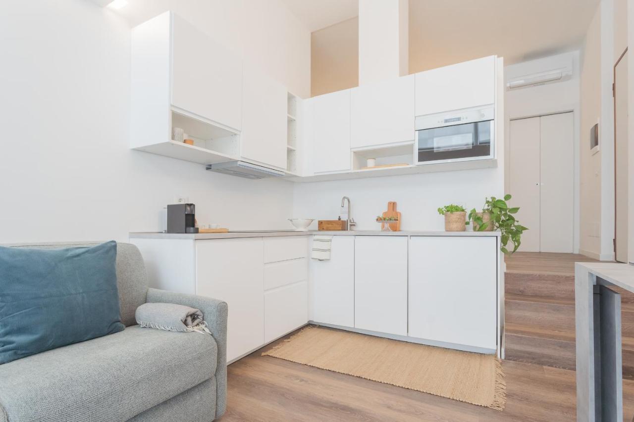 A Step From The Dome Apartment By Rent All Como Exterior photo